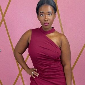 BURGUNDY ONE SHOULDER DRESS